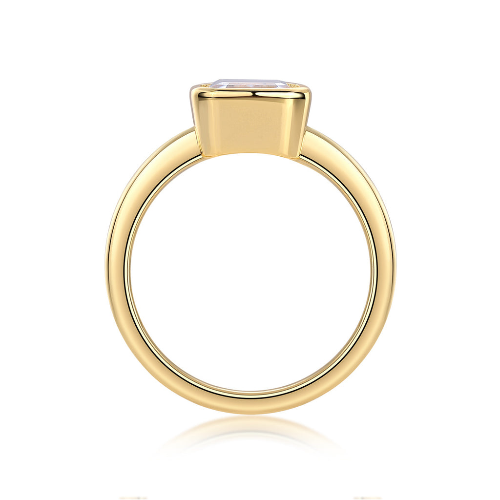 Pagoda - A Fashionable Diamond Jewelry Piece Set With Moissanite S925 Sterling Silver And Gold-plated Diamond Ring